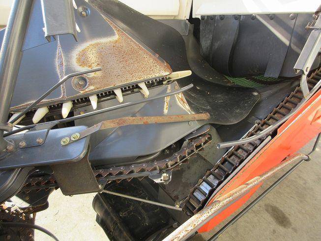 コンバイン AR320 写真４