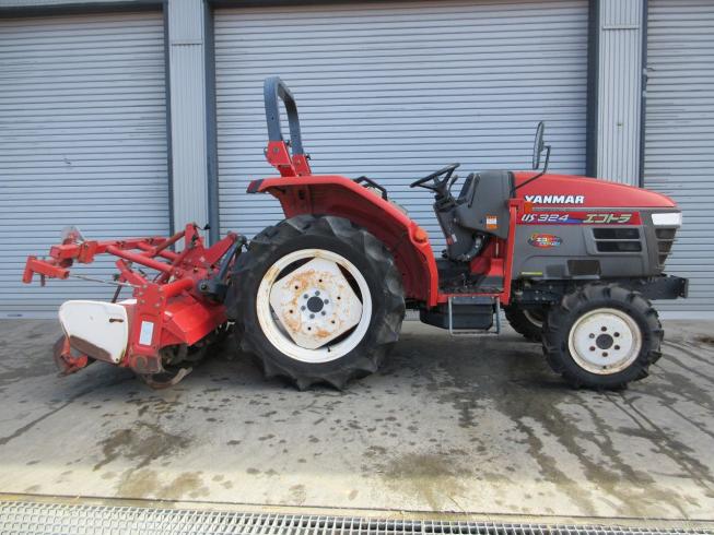 トラクター US324 写真４