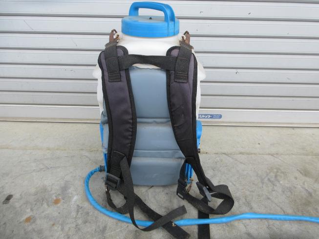 背負動力噴霧機 MSB1100Li 写真７