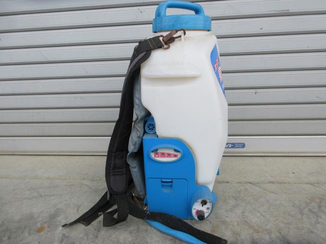 背負動力噴霧機 MSB1100Li 写真８