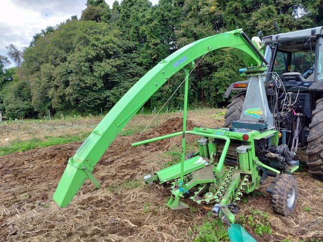 フォレージハーベスタ MFH4000RCR 写真３