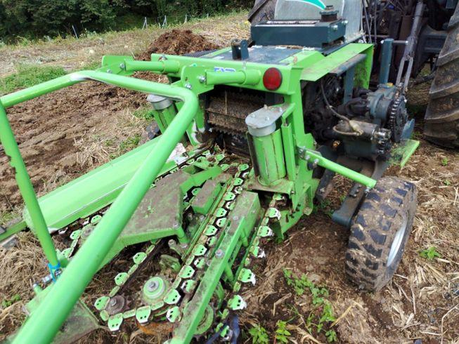 フォレージハーベスタ MFH4000RCR 写真８