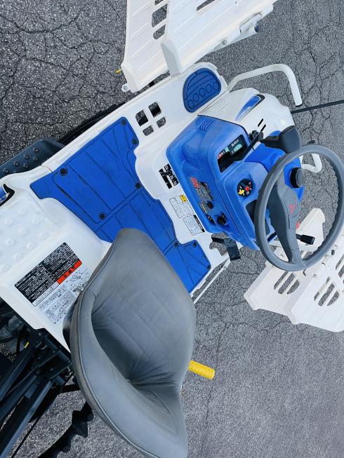 田植機 LE4 写真８