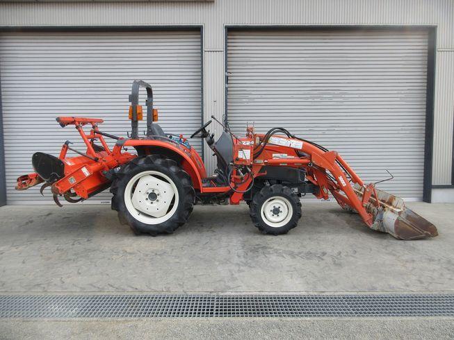 トラクター TZ240D(クボタ)KT24 写真３