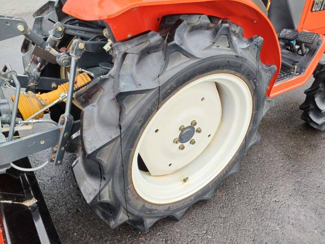 トラクター GB180 写真９