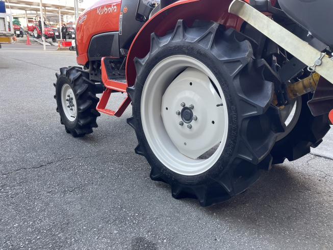 トラクター NB19MARF14 写真８