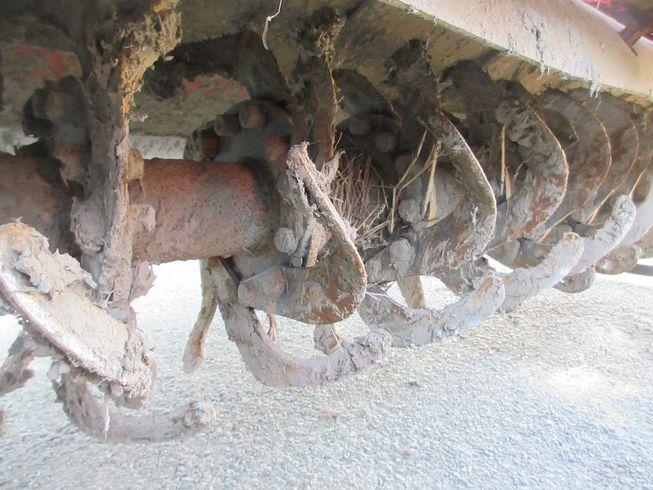 サーフロータリー＋搭載型シーダー TBM2400E+UF-H10T 写真10