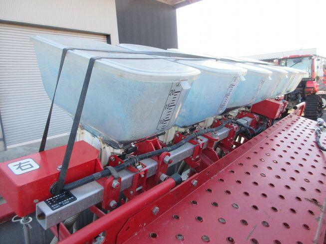 サーフロータリー＋搭載型シーダー TBM2400E+UF-H10T 写真８