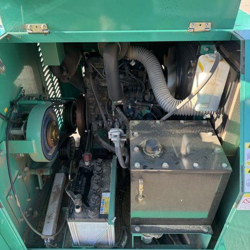 ウッドチッパー KCM181D ブロワモデル 写真10