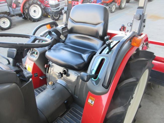 トラクター F210 写真６