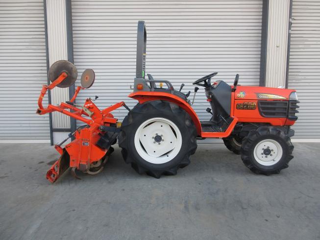 トラクター GB200 写真３