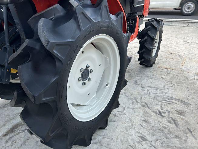 トラクター NB21SPMA RF4 写真７