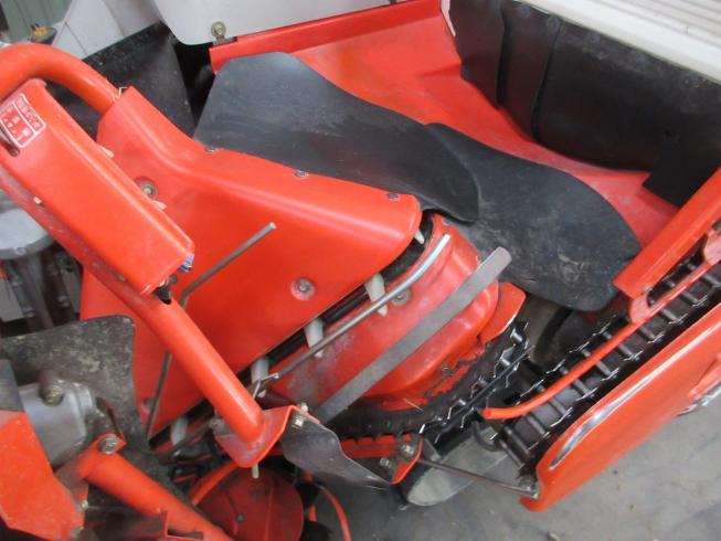 コンバイン R216S-DLW 写真８