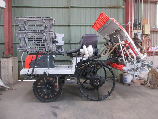 田植機 AW4-GF 写真４