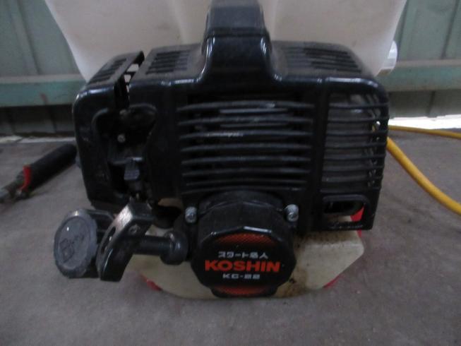 背負式動力噴霧器  ES-10C 写真３