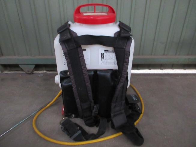 背負式動力噴霧器  ES-10C 写真５