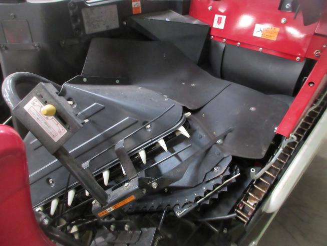 コンバイン YH223 写真８