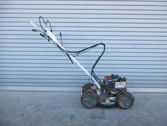 自走斜面草刈機 AZ300A 写真３