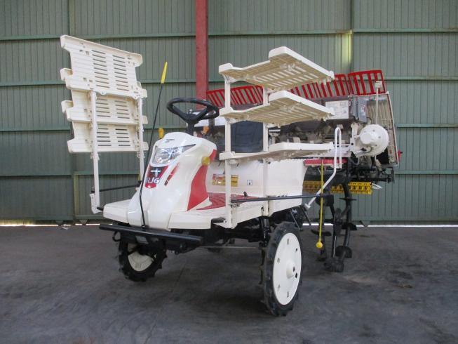 田植機 RJ6 写真２