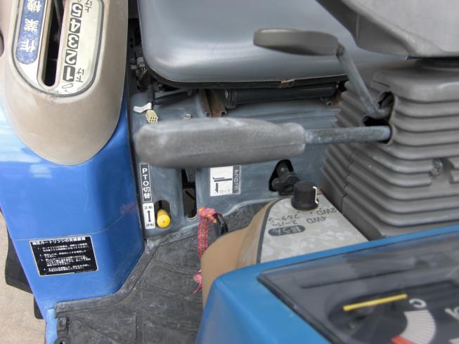 トラクター TH213-BA4V 写真６