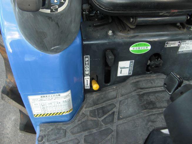 トラクター TH255-QA15D　IQターン　サンバイザー付 写真６