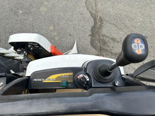 コンバイン ER320GW 写真６