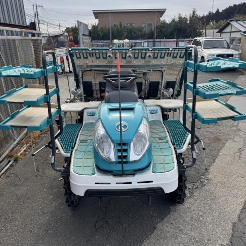 田植機 WP60zD 写真２