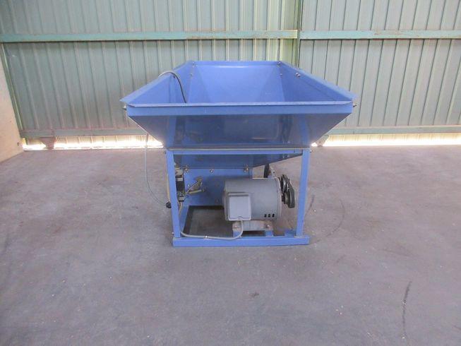 籾受けホッパー LH-45D2型　LH-30D2型 写真７