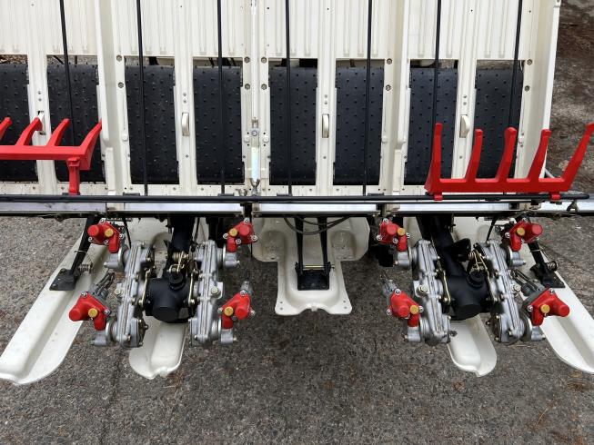 田植機 VP4C 写真７