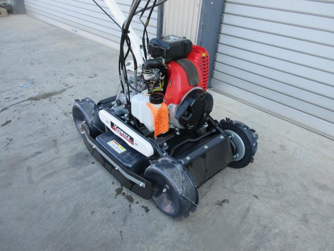 草刈機 AZ852AF 写真６