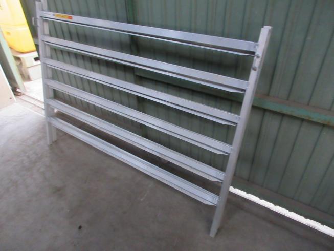 苗箱収納棚 NC-60K 写真５