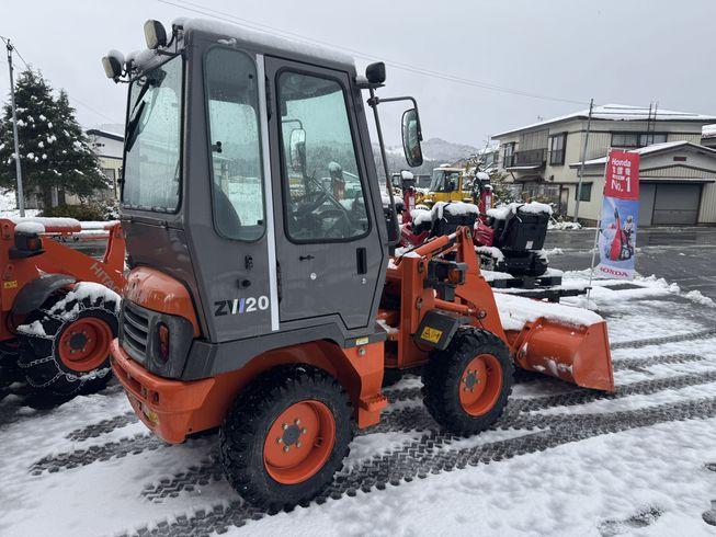 ホイールローダー/タイヤショベル ZW20 写真２