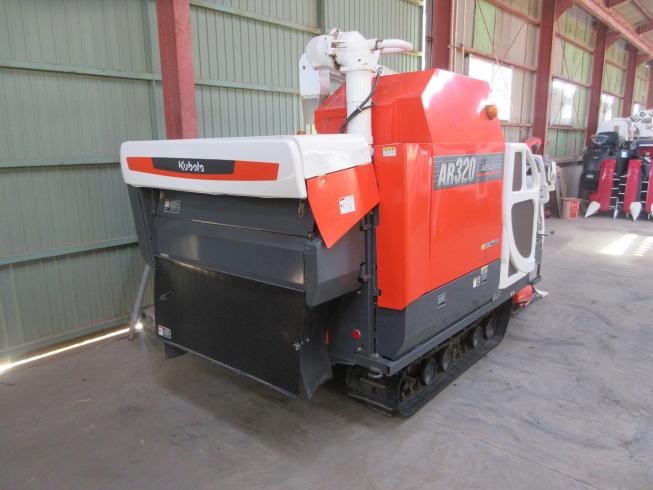 コンバイン AR320 写真５