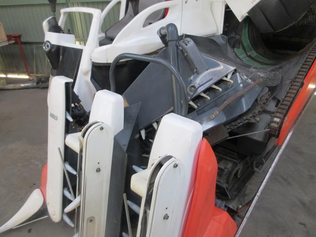 コンバイン AR320 写真６