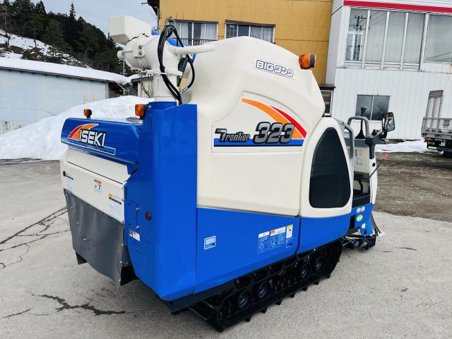 コンバイン HVF323G-ZKWC 写真４