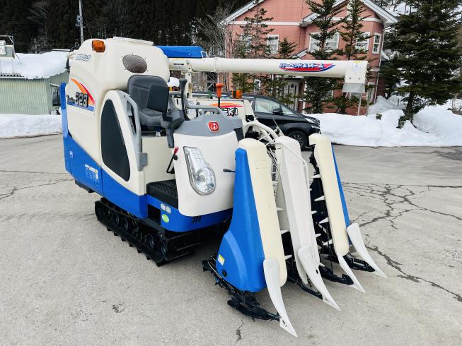 コンバイン HVF323G-ZKWC 写真２