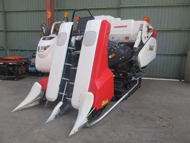 コンバイン Ee211W 写真３