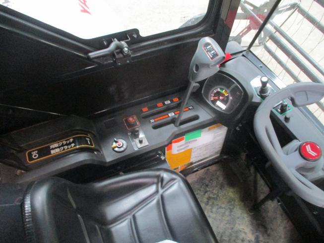 汎用コンバイン YH700M 写真５