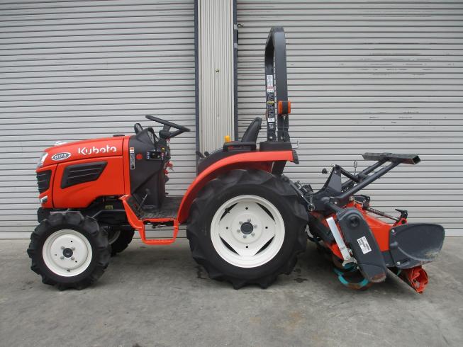 トラクター B17X-BSMAG 写真３