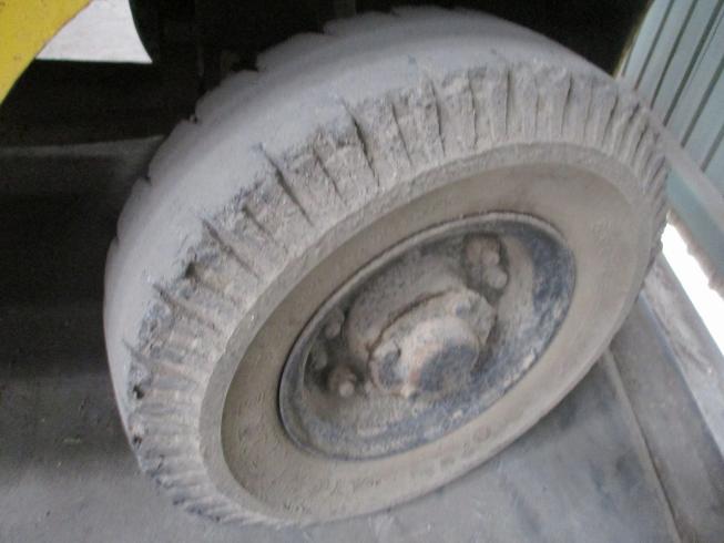 フォークリフト 2FG10 写真10