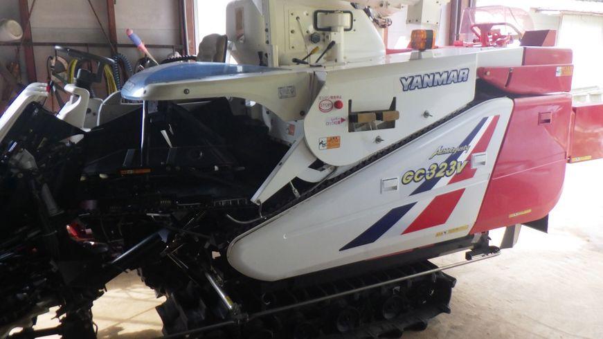 コンバイン GC323V 写真４