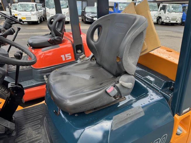 フォークリフト 7FDK20 写真８