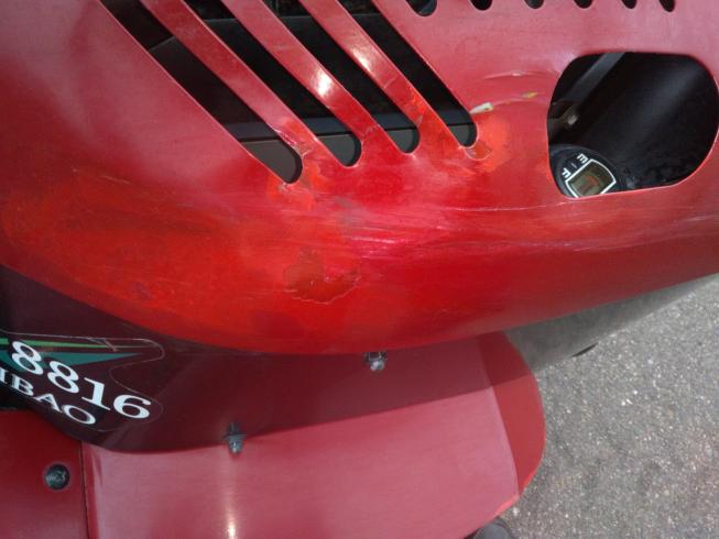 乗用草刈機 R8816　上越〇 写真７