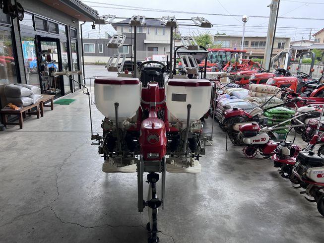 田植機 RXE-4NR 写真２