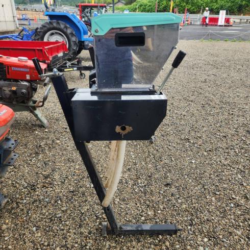 施肥機 サンソワーαSF185 写真３