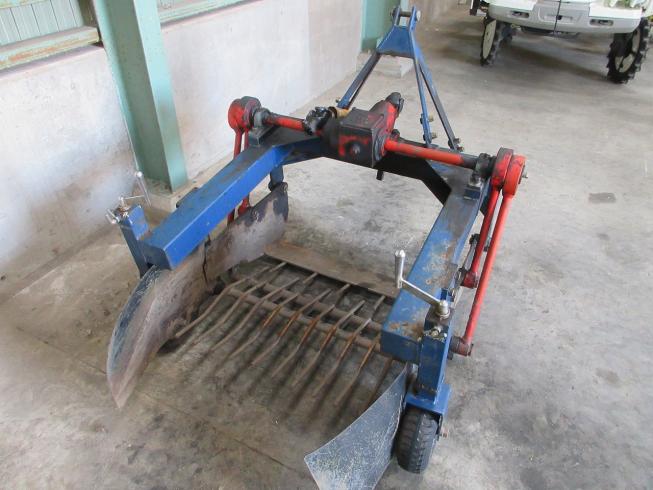 堀取り機 KN90 写真２