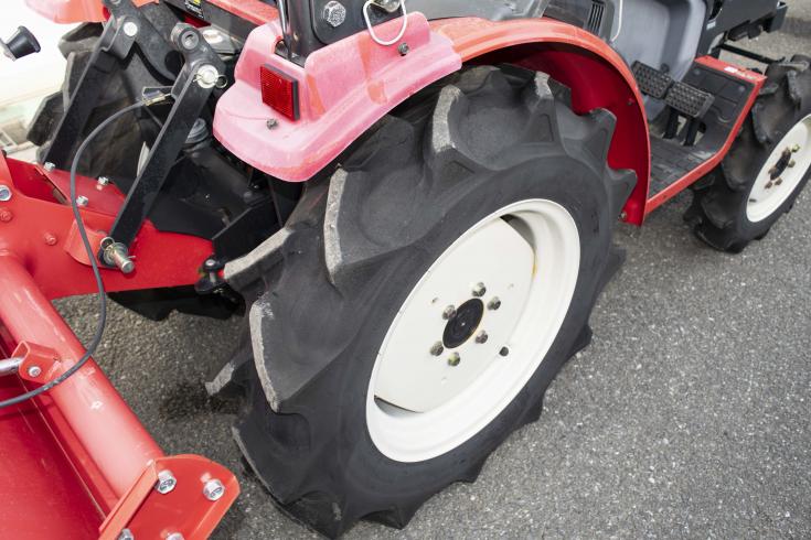 トラクター GF150 写真４