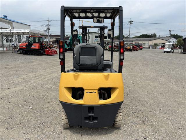 フォークリフト FG09T-21 写真３