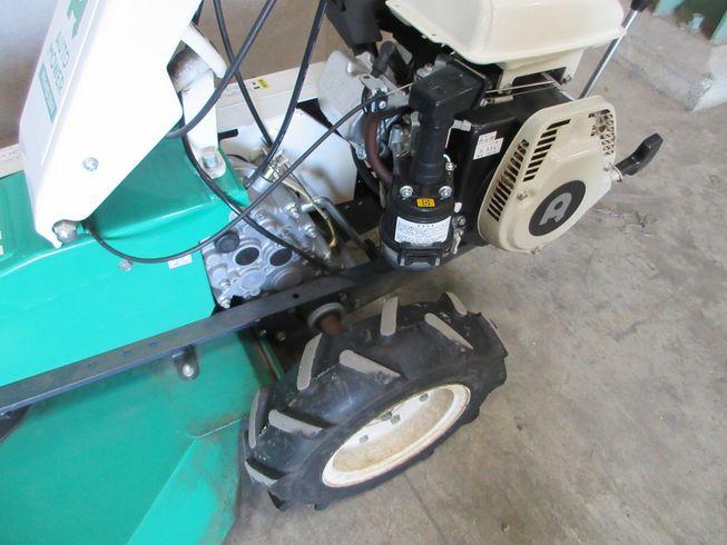 草刈機 AM63A 写真７