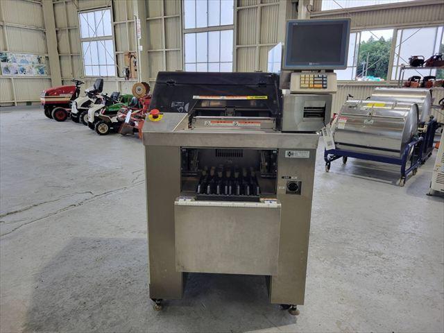 小型計量包装植付機 WM-UNI-DF 写真２